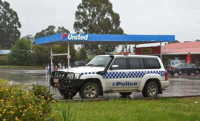 Police stationed at Glenburn after the reported sighting of Gino and Mark Stocco. Photo: Justin McManus
