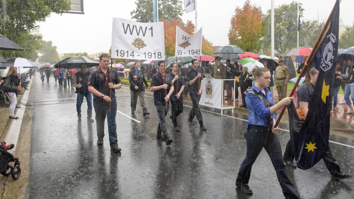 ANZAC DAY SUPPORT: Wodonga RSL Sub Branch president Kevyn Williams acknowledges community support at the dawn and morning Anzac Day services.
