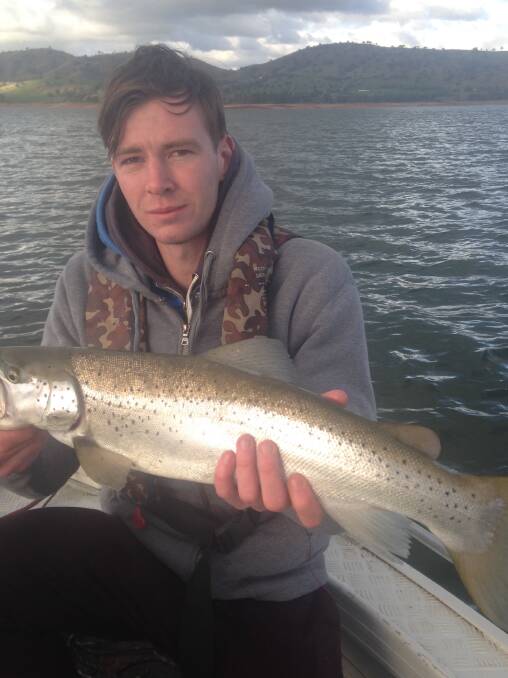 Josh Read caught this 8lb Brown trout in Lake Hume on a Tassie Devil.