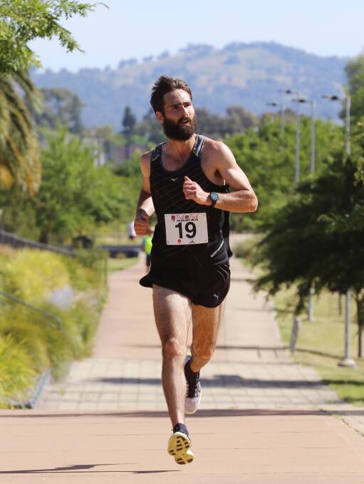 DISCIPLINE: Beechworth resident Caellum Crowe took out top gong in the inaugural Pub2Pub run on Sunday, coming in at 31 minutes and 29 seconds. Picture: JOHN RUSSELL