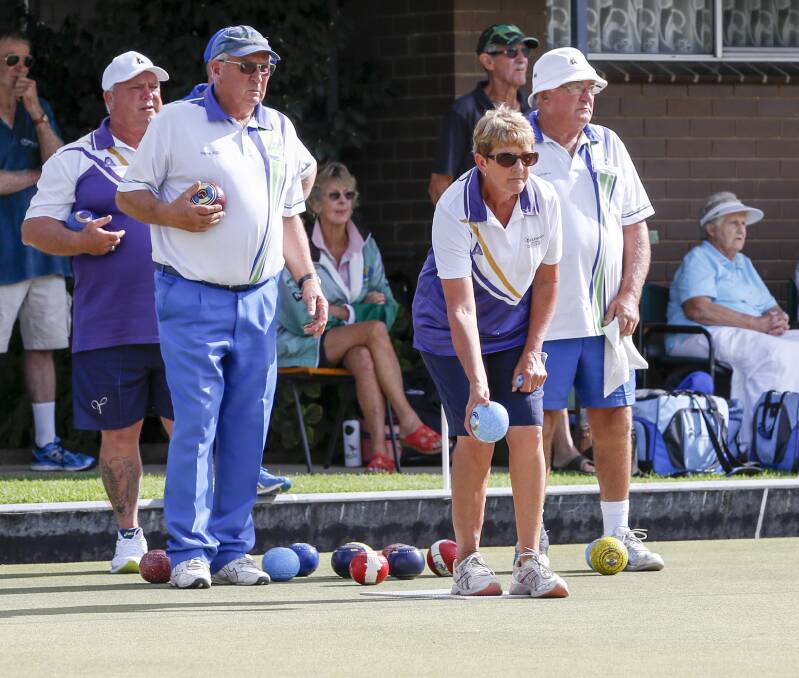Sue Middleton prepares to send down a bowl in the grand final at Wodonga.