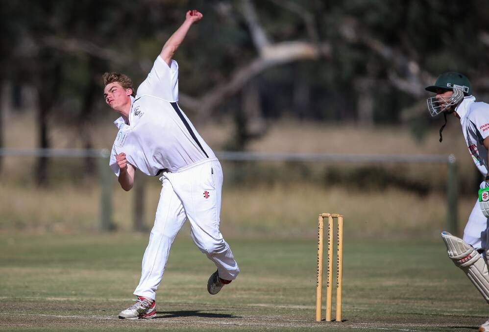 Kiewa youngster Ryan de Vries is expected to prove a handful in the district competition again this season.