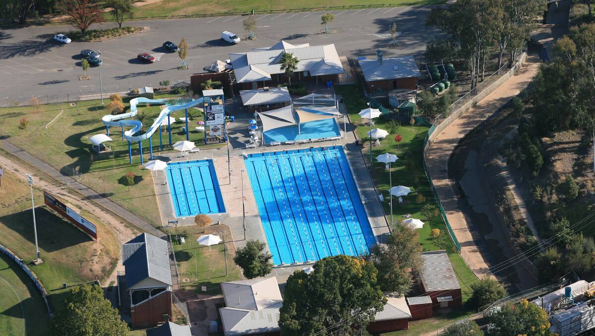 The Albury swimming centre would be retained under both plans preferred by the city council.