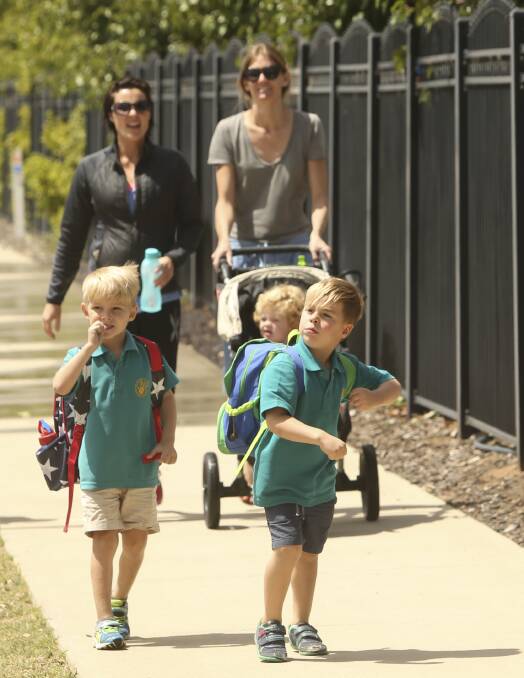 Off home: Rebecca Bridgeman and Kelly Rudd with sons Logan Bridgeman, 4, Lucas Rudd, 18 months, and Ollie Rudd, 4, at Yarrawonga. Picture: ELENOR TEDENBORG