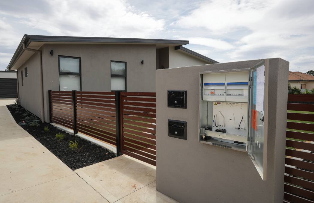 Wireless: The units for the disabled in Wangaratta which have been left without power due to an industrial dispute between the Electrical Trades Union and AusNet Services.