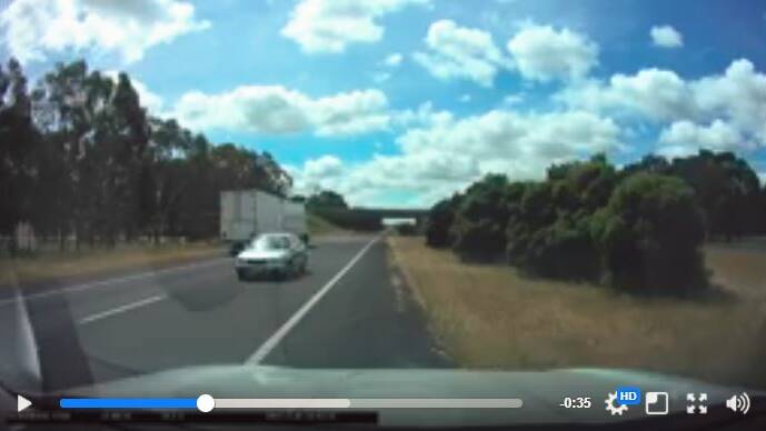 Dashcam: The wrong way on Hume Highway
