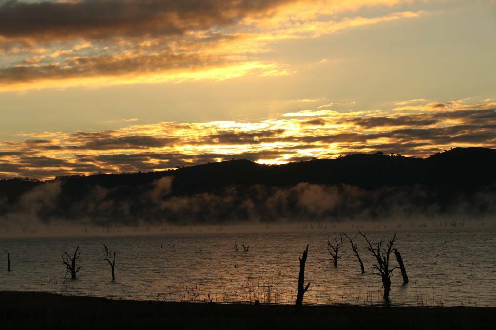 Pre-dawn over Lake Hume. Photo by Don Cullen submitted for our Winter Photo Competition. 