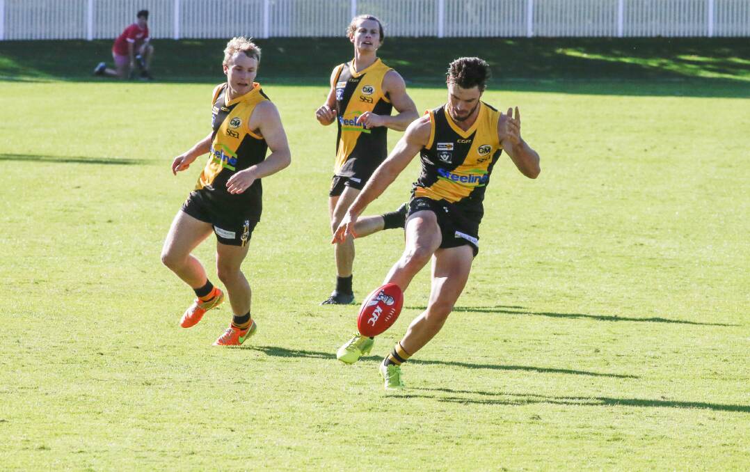 CALF COMPLAINT: Albury star Brayden O'Hara will miss the interleague clash
after he re-injured his calf against Wangaratta. Picture: SIMON BAYLISS