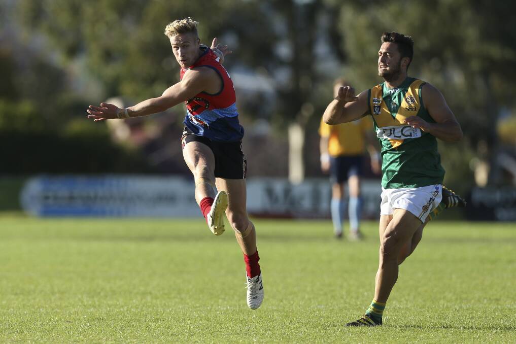 STAR DEPARTING: Wodonga Raiders' co-captain Steve Jolliffe
is set to join his former club Collingullie-Glenfield Park.