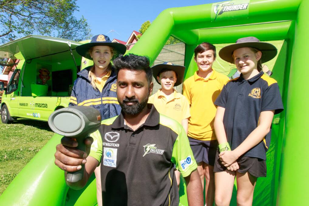 Official Sunny Johnson with Albury Public School students. Pictures: SIMON BAYLISS