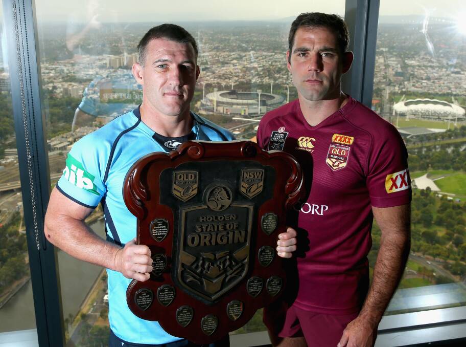 Queensland captain Cameron Smith (right) and NSW skipper Paul Gallen ahead of the 2015 State of Origin series. Albury Thunder guest Brett Finch believes Smith is the greatest player of his era.