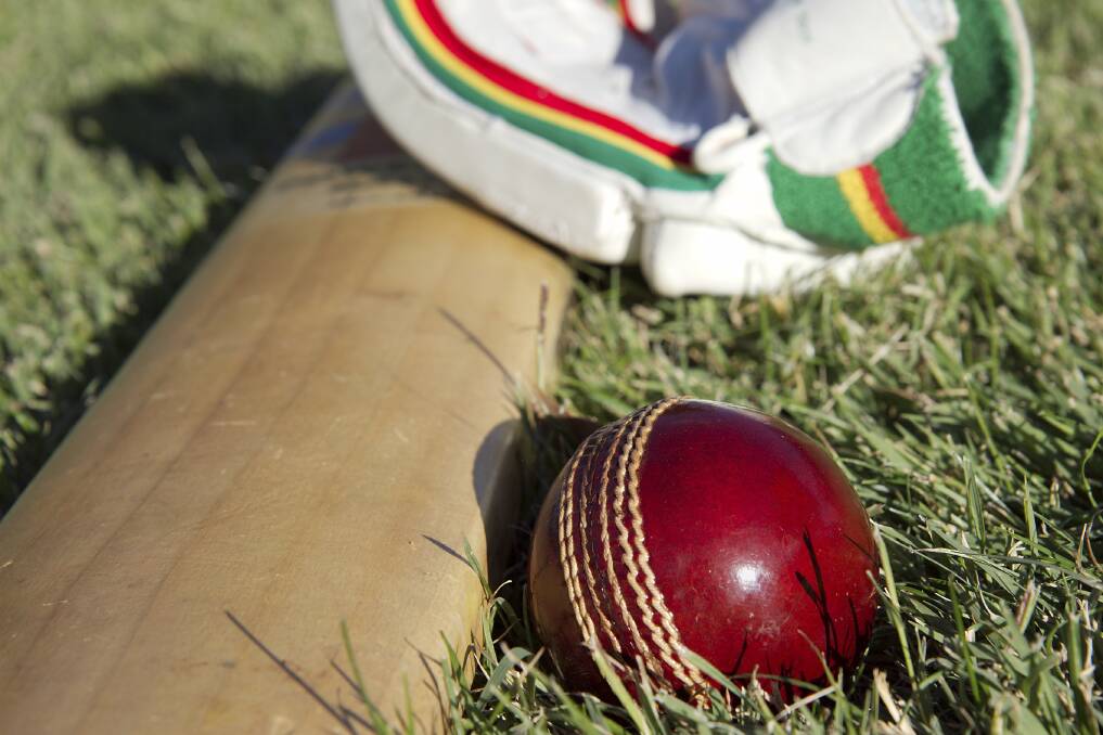 Holbrook and District cricketers pushing on despite warm forecast