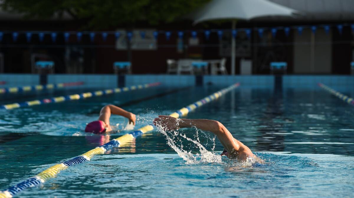 POOL PLAN: A reader says the Albury and Wodonga Councils should negotiate an arrangement where the pool season can be extended. 