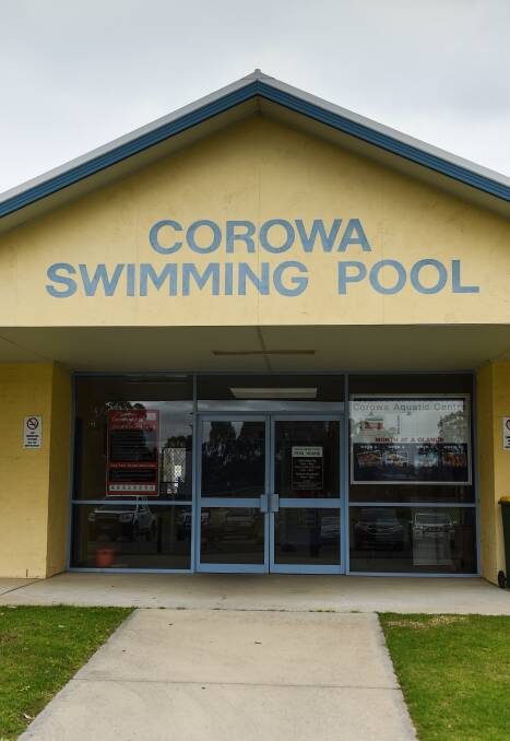DECISION TIME: Federation Council administrator Mike Eden has backed a 25-metre indoor pool for Corowa subject to operating costs not being too high.