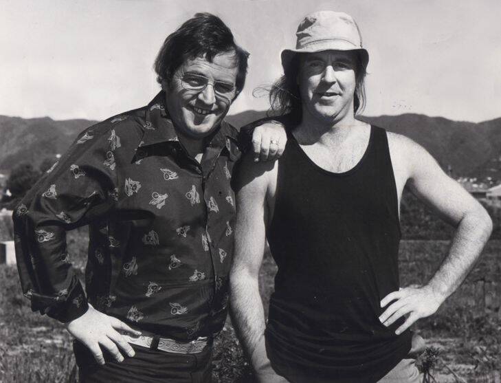 Ernie Sigley and John Clarke as Fred Dagg pictured in 1976
