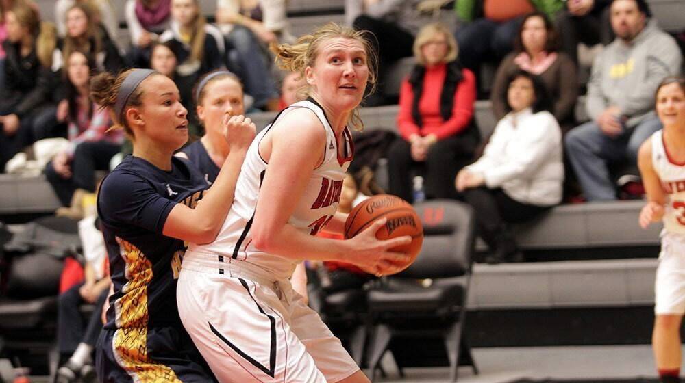 New Lady Bandits import Alison Bouman in action for Davenport University.
