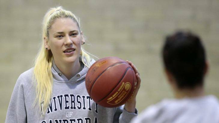 Lauren Jackson has suffered another injury setback at training.  Photo: Jeffrey Chan