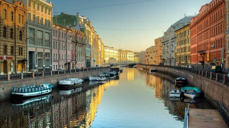 Enjoy the best of St Petersburg on a small group tour.
  Photo: Shutterstock