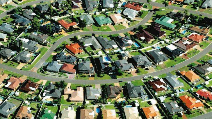 Image taken from Age pdf, 05-03-2008
Houses ; aerial view of a Melbourne suburb ; housing estate ; rooftops ; 2030 ; town planning.

IF YOU DO ONE THING. THURSDAY AUGUST 31. LECTURE ON THE SUBURBS
Aerial view - suburbs - houses