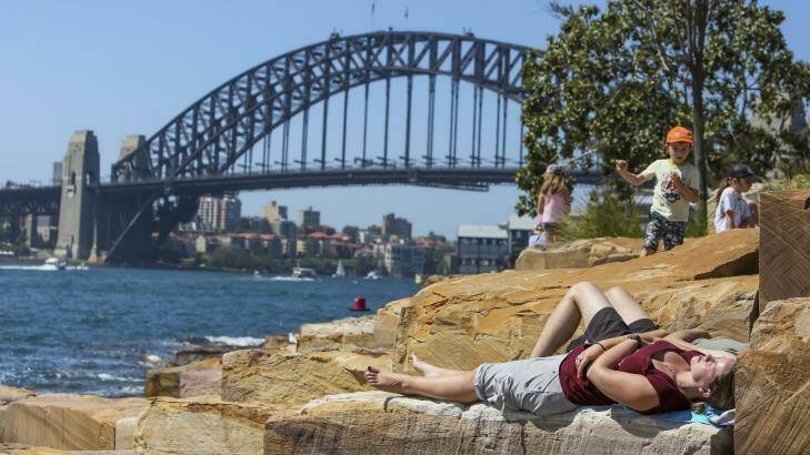 For the past three consecutive years Sydneysiders have sweated through the warmest spring periods to date. Photo: Anna Kucera