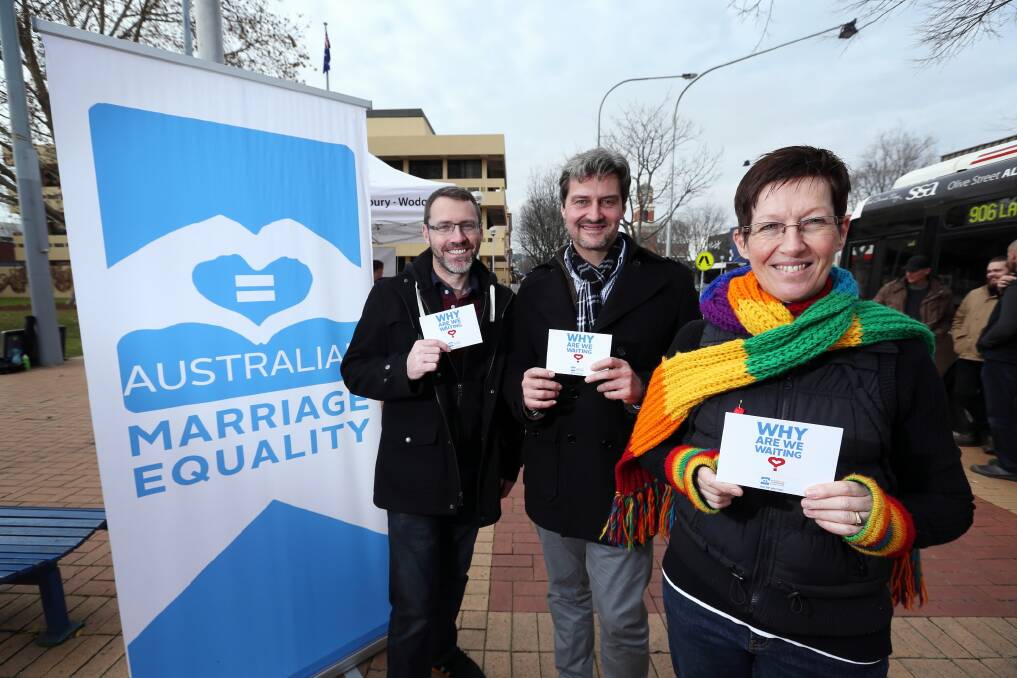 Australian Marriage Equality deputy director Ivan Hinton-Teoh, national director Rodney Croome and Toni Johnson, convenor of Border gay and lesbian support service Hume Phoenix in Albury on Saturday. Picture: MATTHEW SMITHWICK