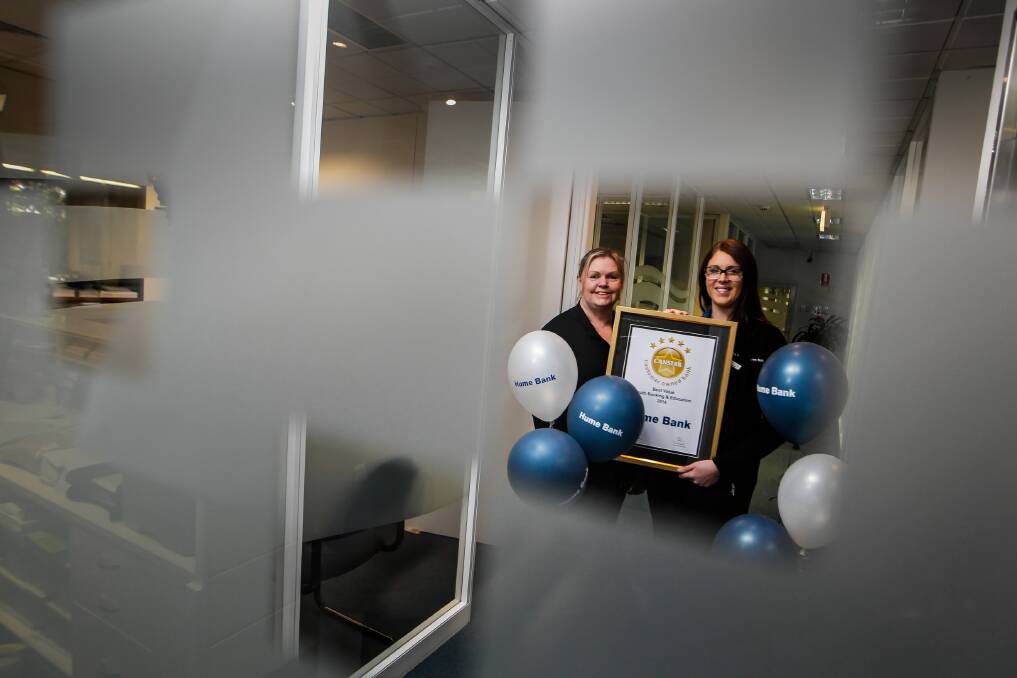 Hume Bank school banking representatives Louise Maxwell and Krista Lawson with the award. Picture: DYLAN ROBINSON