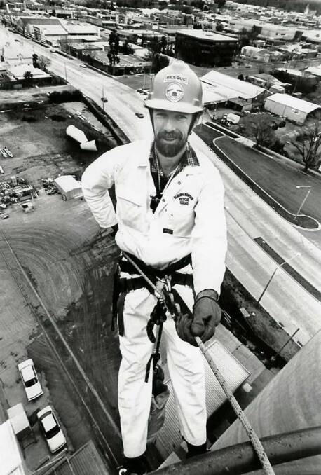 Des Finn, a long-time member of the Albury Border and Rescue Service, had no trouble scaling down the flour mill concrete silos in Albury in 1993.