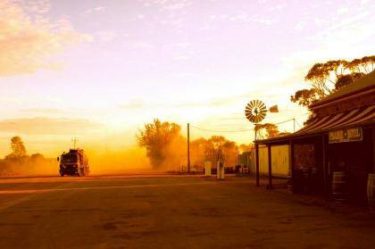 Prairie Hotel, Paranchilna, Flinders at dawn. Photo: Daniel Scott