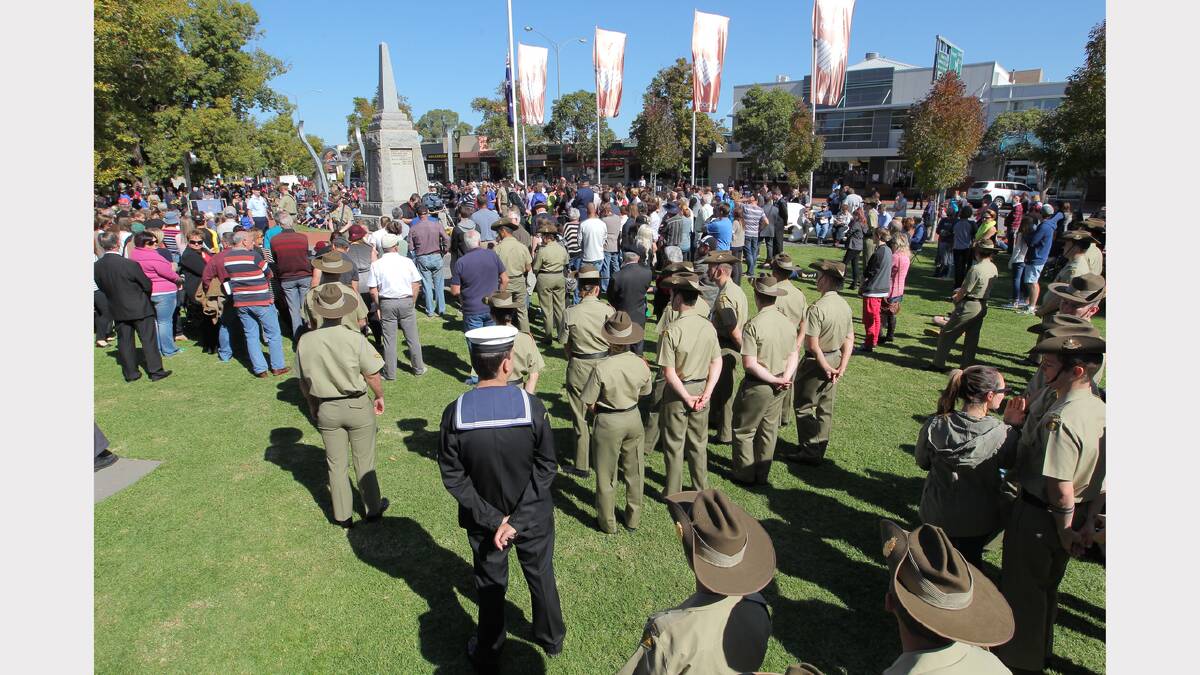 Wodonga Anzac Day march, Woodland Grove. Click or flick across to see more pictures from the Albury and Wodonga Anzac Day marches. Pictures: DAVID THORPE and JOHN RUSSELL