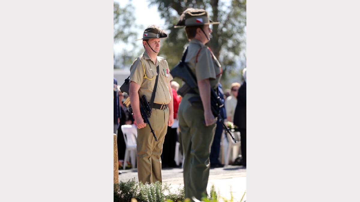 Click or flick across to see more pictures from the Albury and Wodonga Anzac Day marches. Pictures: DAVID THORPE and JOHN RUSSELL