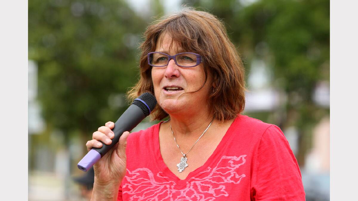 Marilyn Webster, from Rural Australians for Refugees, speaks at the March in March protest.