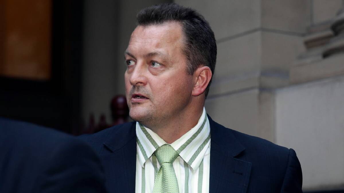 Former drug squad detective Paul Dale is pursuing his damages claim against the Victorian Government.