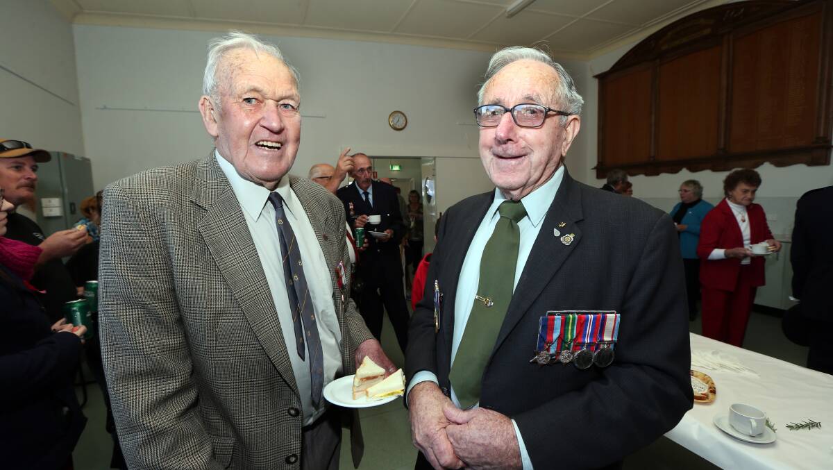 WWII veterans Bob Giltrap and Keith Kimball at Tallangatta. Picture: PETER MERKESTEYN