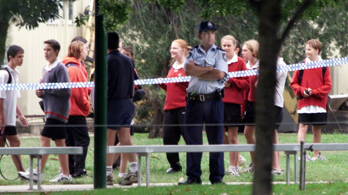 Bomb scare at Albury High School. Picture: RAY HUNT