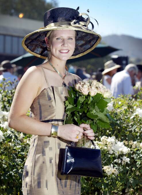 2004 - Miss Racegoer winner Angela Waldron, 25, from Albury. Picture: KYLIE ESLER