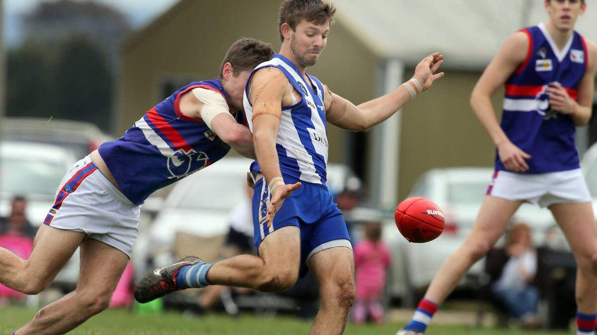 Tarrawingee's Jack Spence and King Valley's Hayden Sims