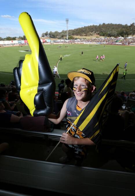 Wodonga’s Casey Franckiewicz, 13, was one of many Tigers fans to cheer on the team. 