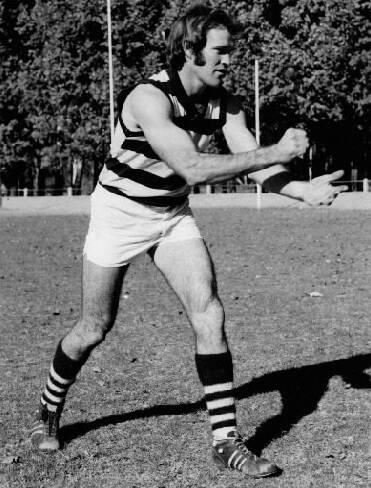 Bill Sammon crossed from Benalla to coach Yarrawonga in the early 1970s.