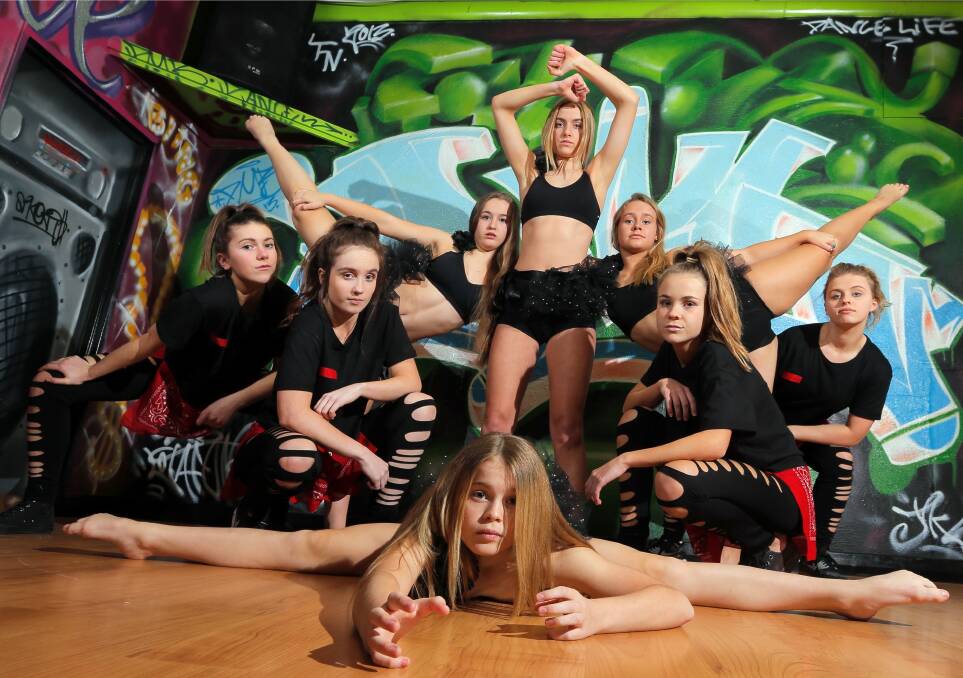  Lia Venola, 18, Ruby McDonald, 18, Abi Sweeting, 18, Lily McDonald, 16, (at front) Lilly Lamotte-Schubert, 13, Taylar Morgan, 16, Charlotte Retford, 14, and Darcy Larkin, 18, are all part of DMB’s group of dancers that will compete in the national DanceLife Unite competition. Picture: KYLIE ESLER