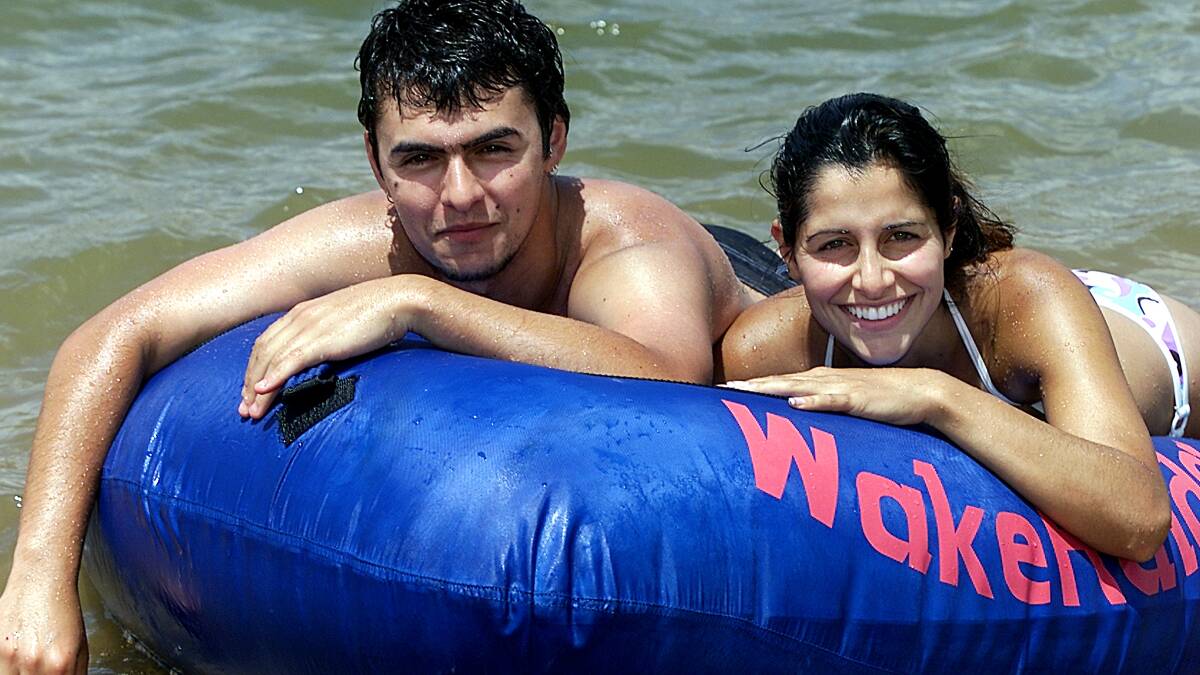 Shady Rabba and Tania Hanna from Melbourne take a dip in the Lake before they travel back home. Picture: SIMON GROVES