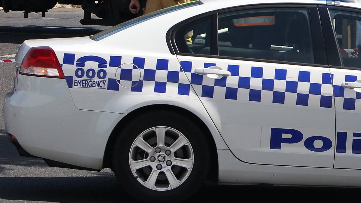 Teens charged over thefts from vehicles