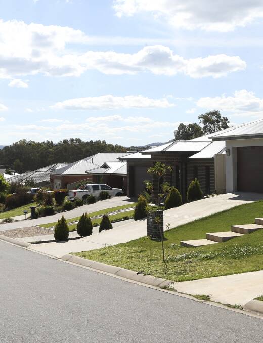 MARKET VALUES: Industry representatives don't agree on the reasons behind a fall in Albury's median house prices over the past quarter. Picture: ELENOR TEDENBORG