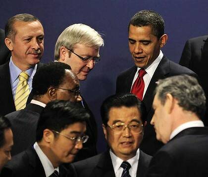 China wanted Australia to change white paper ... Kevin Rudd and Hu Jintao, centre, at the G20 summit last year.
