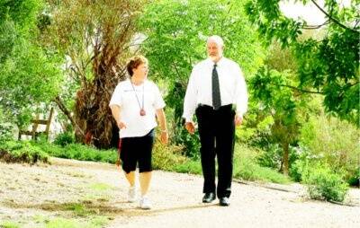 l Tracy Ehlers and Greg Barlow on the walking track built for rehabilitation patients at Albury Base Hospital. Picture: RAY HUNT