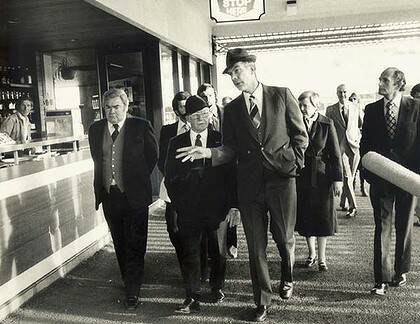 Donald Mackay missing ... the Woodward royal commission visits Griffith in 1980.