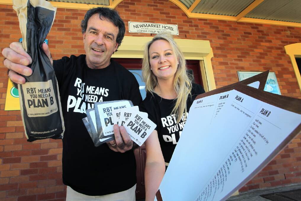 Newmarket Hotel publican Phil Nicholson received “Plan B” material from Albury Council road safety officer Lauren Musil yesterday. Picture: DAVID THORPE