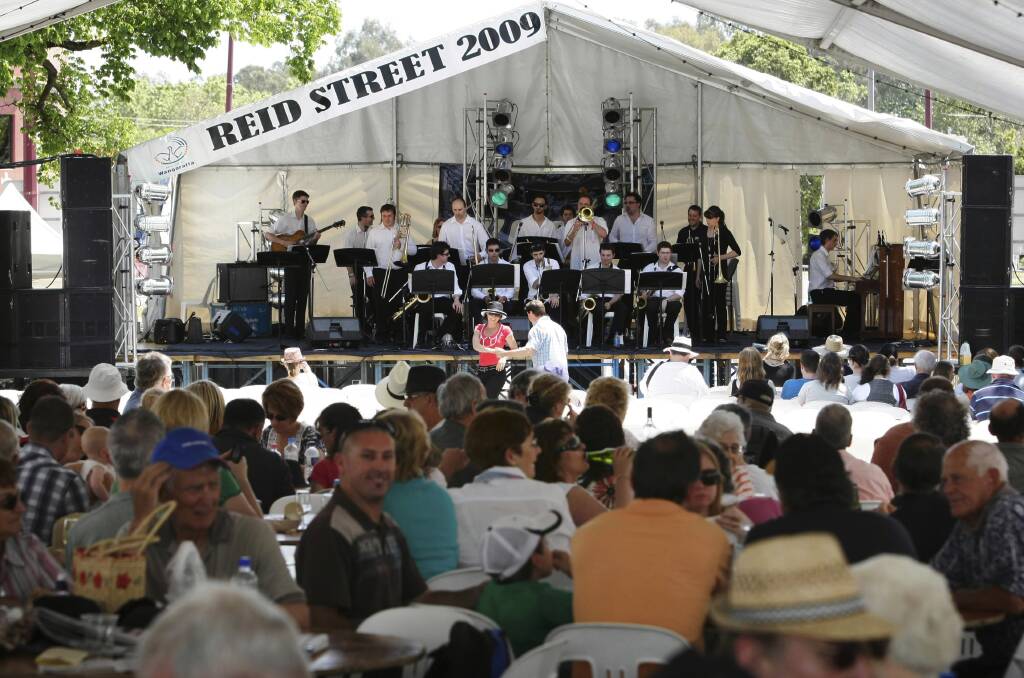 The Wangaratta Jazz Festival’s free Reid Street shows always attract big crowds.
