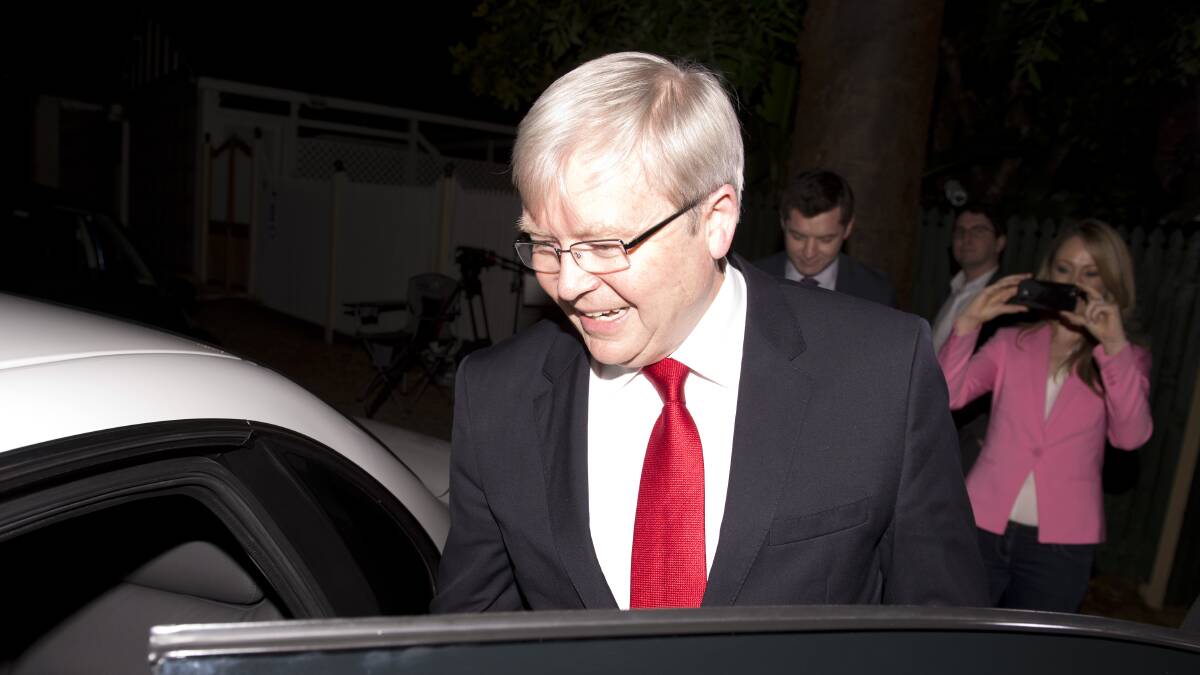 Prime Minister Kevin Rudd leaves his Brisbane home on election night. Photo: HARRISON SARAGOSSI