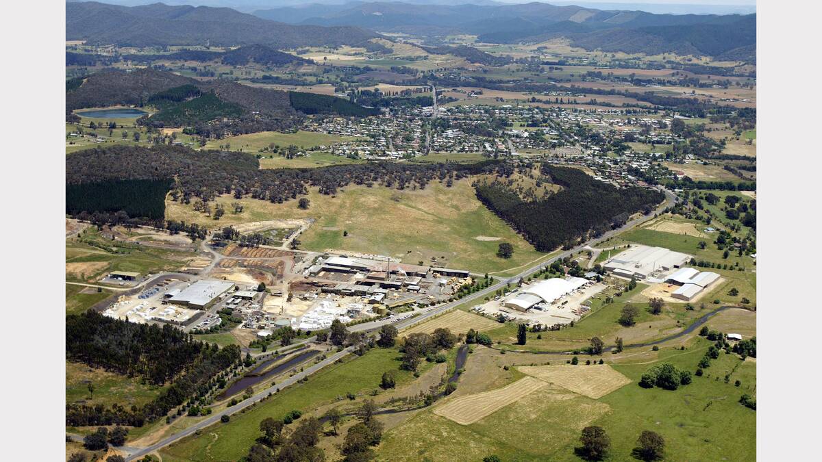 Aerial pic of Myrtleford, with Carter Holt Harvey timber mill in foreground (bottom left), and Myrtleford Tobacco Co-operative (bottom right). Picture: MATTHEW SMITHWICK