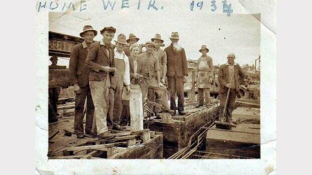Workmen at the Hume Dam in the closing stages of construction in 1935-36.